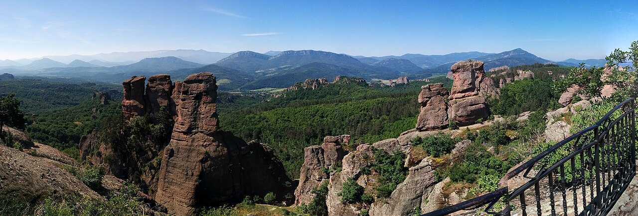 Belogradchik Rocks, Bulgaria - travel guide