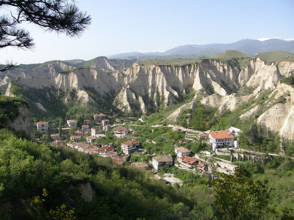 Melnik, Bulgaria - travel guide