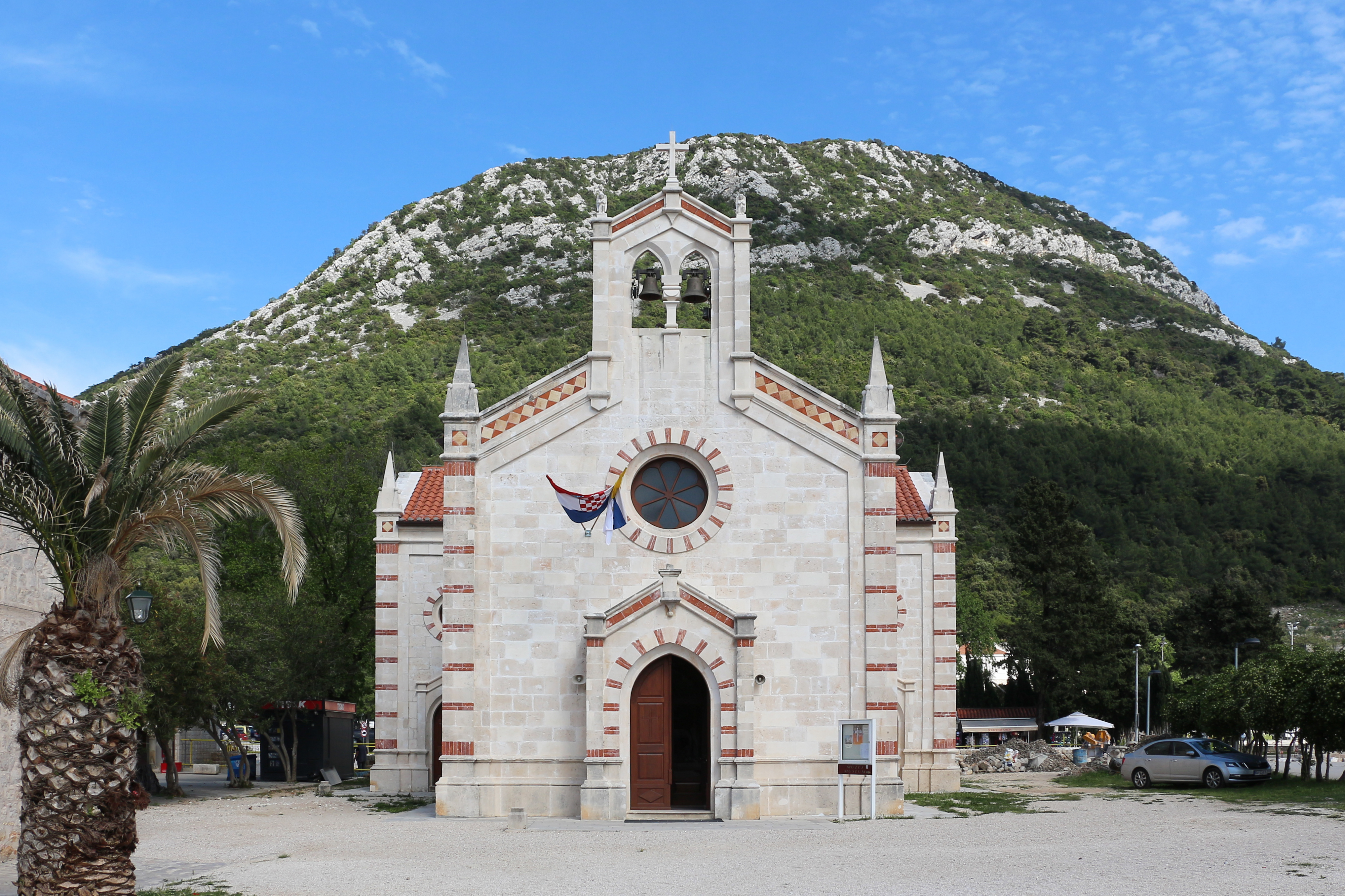Ston – Walls & Oysters, Croatia - travel guide