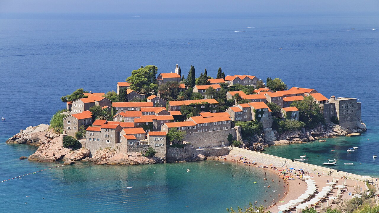 Sveti Stefan, Montenegro - travel guide