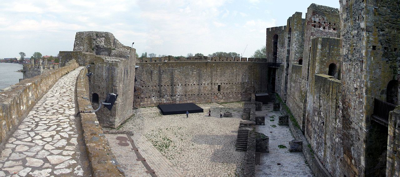 Smederevo Fortress, Serbia - travel guide