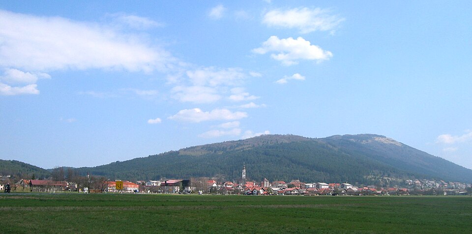 Cerknica Lake, Slovenia — Europe's largest disappearing lake, karst phenomenon
